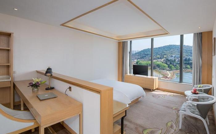 Vienna Classic Hotel Kunming Linhu Wetland