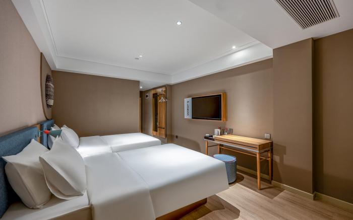 Home Inn Neo Sanya Heping Street Lover's Bridge Sanya Bay