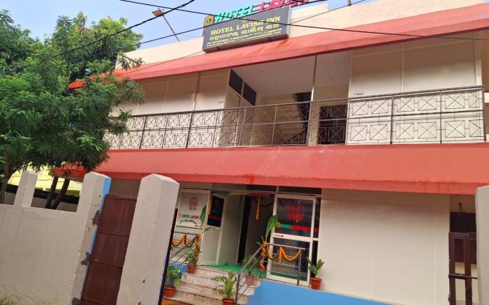 HOTEL LAVISH INN