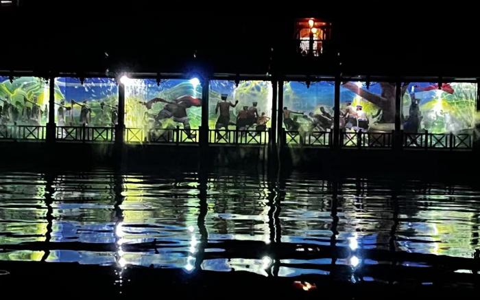 Vienna International Hotel Hunan Zhijiang Heping Bridge