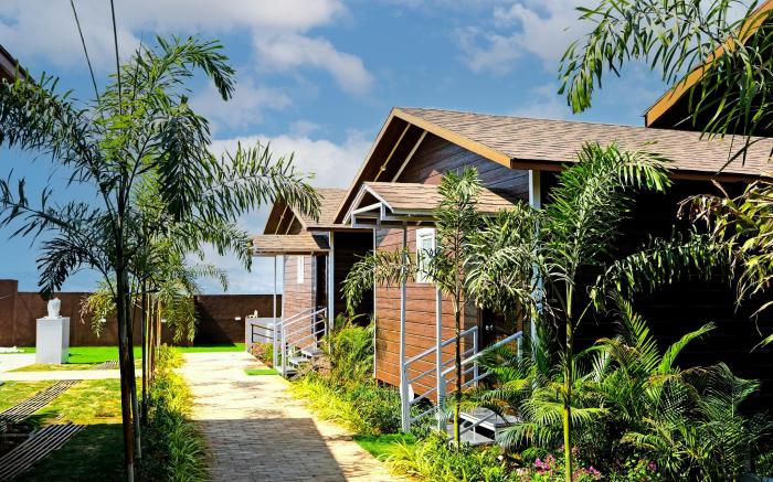 Azure Resort – A Private Pool Retreat