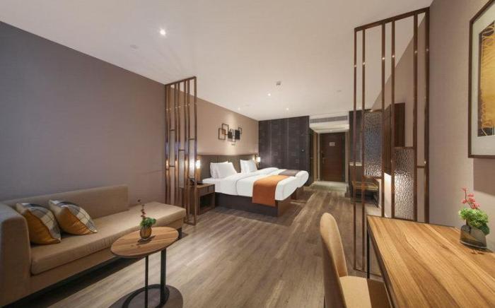 Home Inn Plus Wuhan Hankou Railway Station