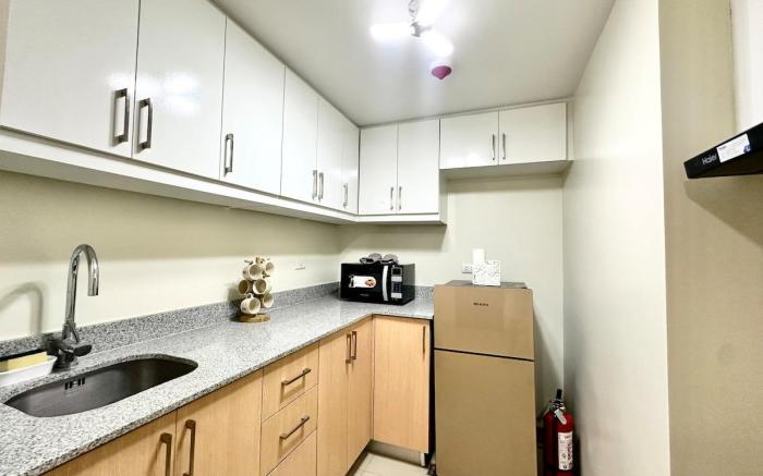 Urban Nest @ Cubao Araneta City Spacious 1BR WIFI