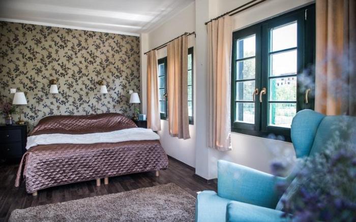 Sparkling Boathouse Suite 4 by NW
