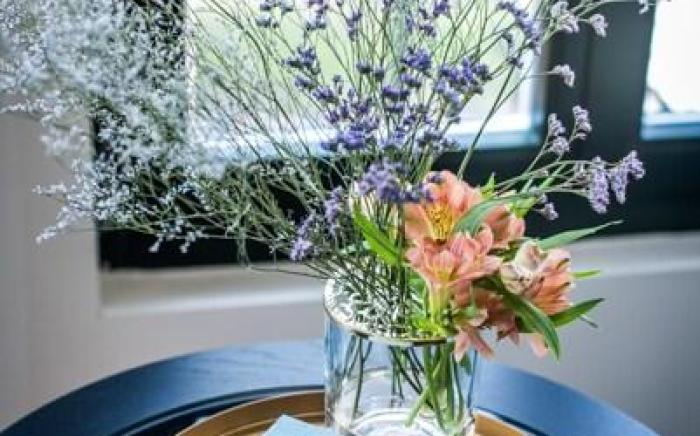 Sparkling Boathouse Room 2 by NW
