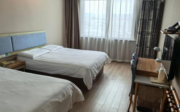 Home Inn Ninghai Central Plaza Renmin Avenue