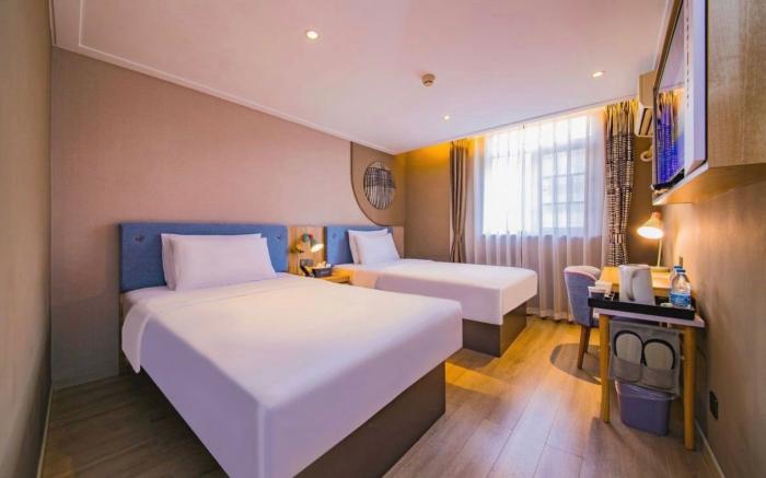 Home Inn Taiyuan Xiaodian Comprehensive Reform Zone Foxconn South Gate