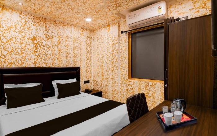 Townhouse Oak Sealdah Railway Station Formerly Creek Row