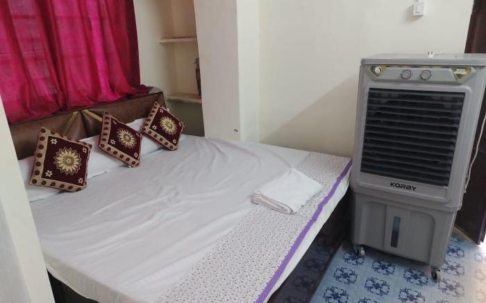  Radhika P Guest House Ajmer