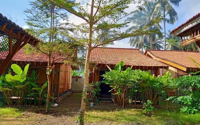 Banyu Asem Homestay & Lounge