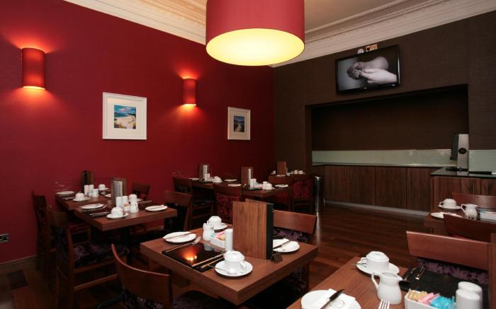 Kelvingrove Hotel