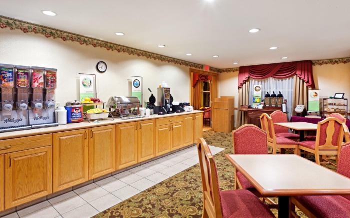 Country Inn & Suites by Radisson, Harrisburg Northeast - Hershey