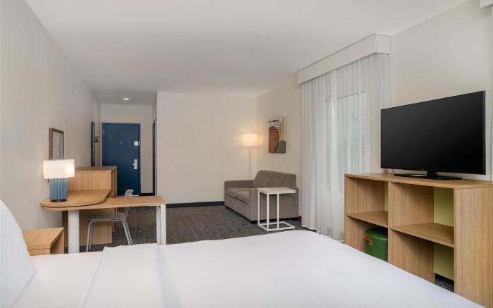 Spark by Hilton Rahway