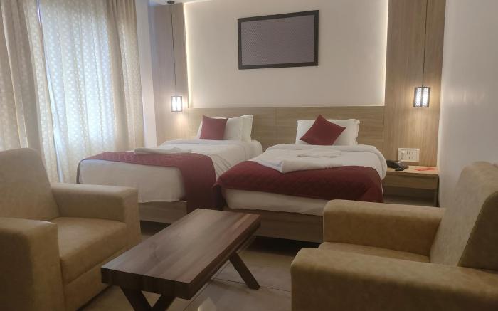 Monarch Express, Sri City