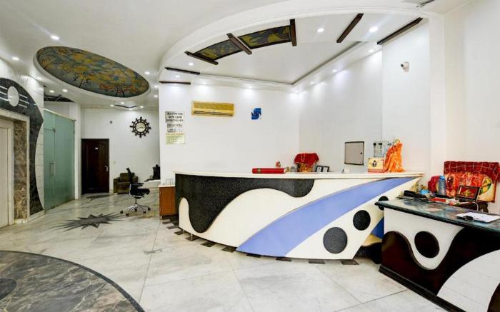 Hotel Legend International - Just a min walk from New Delhi Railway Station