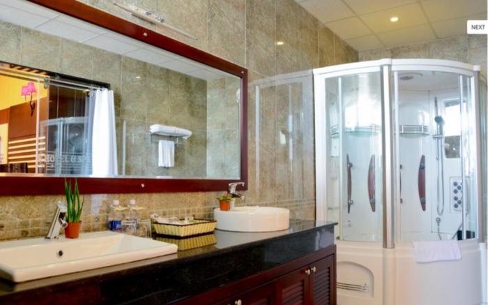 Hai Ba Trung Hotel and Spa