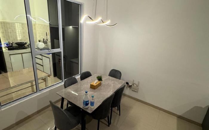 Monde Residence Block L Number 8