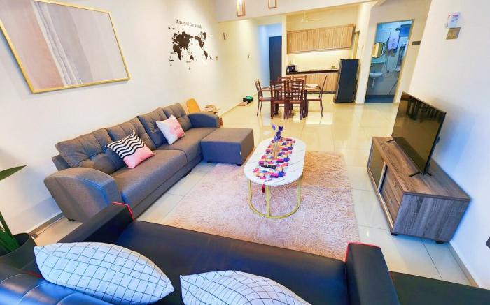 KLIA Ehsan Residence Blissful Pool View Home