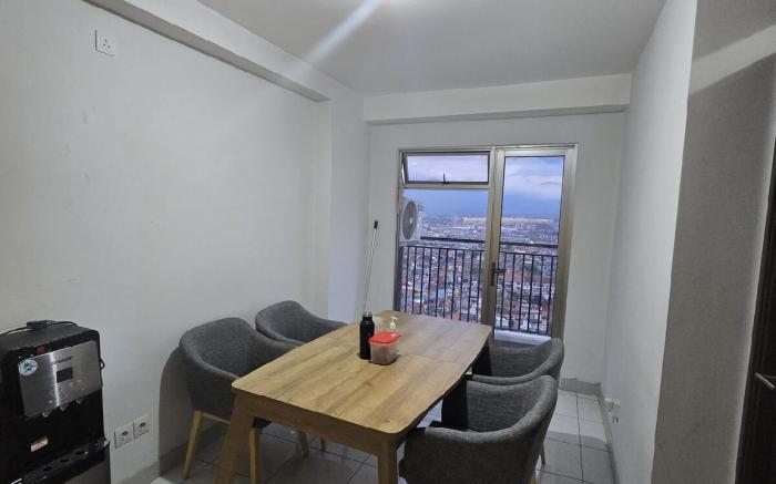 Apartemen Mekarwangi Square (Floor 12 A Number 6)