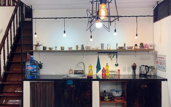 Nih Home_Classic Room_2Bedwbalcony_Hoan Kiem Lake
