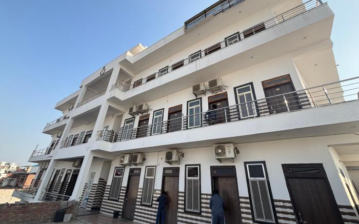 SD Guest House -50 meter Khatu Shyam Ji Temple