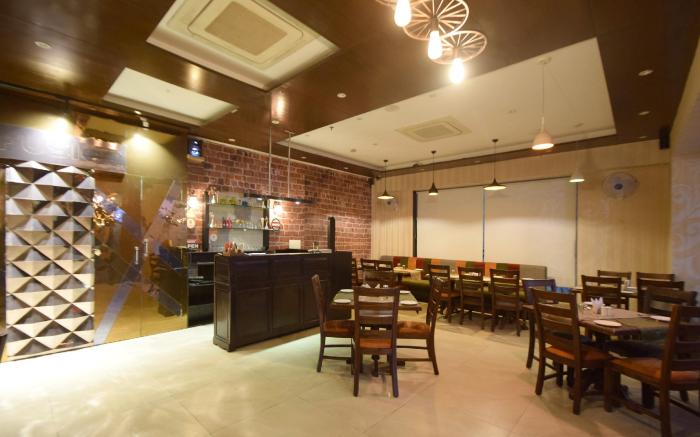 Palette Hotel And Resort Sawai Mansingh Stadium Formerly Hotel Radiant Star