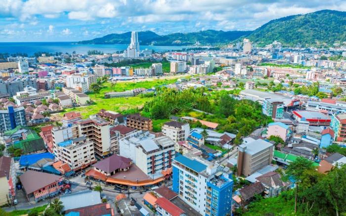 Meet Holiday International Hotel-Patong
