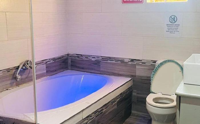 HostHub Guest House 