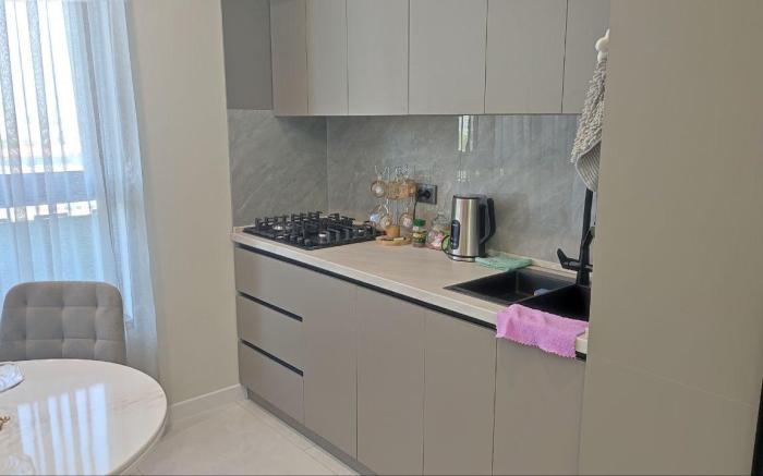 Luxe apartment for singles and couples