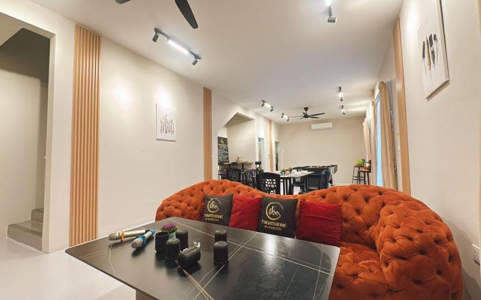 A27 Royal Dato Onn 2 Party House Corner Lot