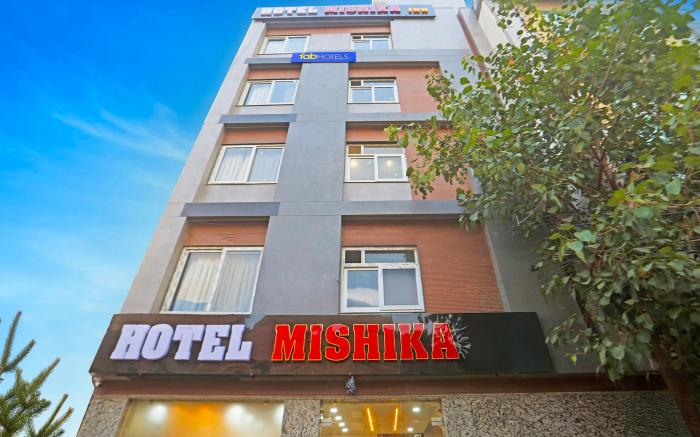 FabHotel Mishika Inn