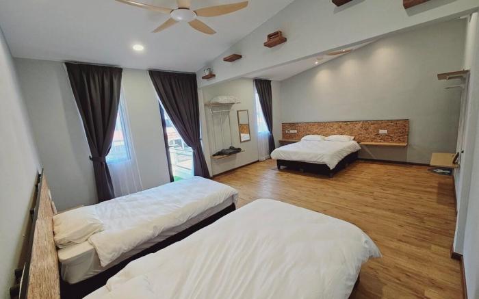 Gold Plus Homestay 5970