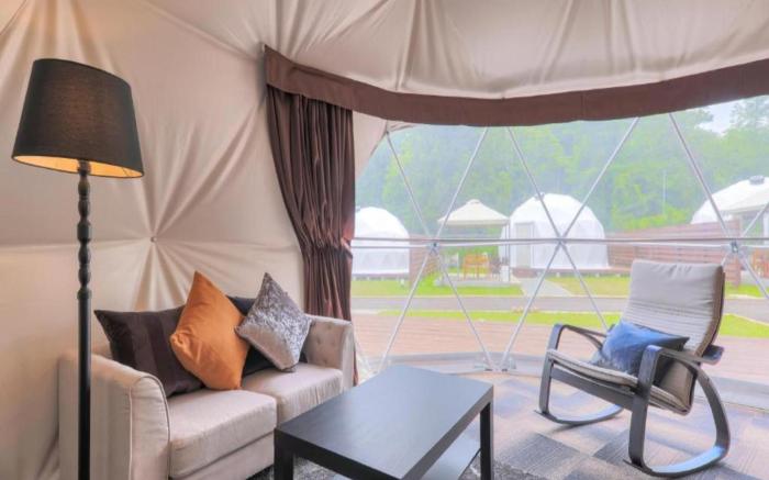 Glamping Resort Varie