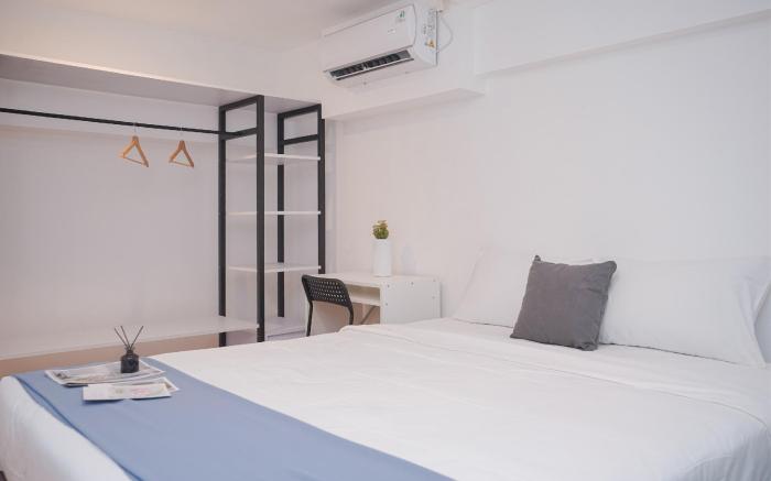 Homey Studio Loft at Kingland Avenue By Travelio