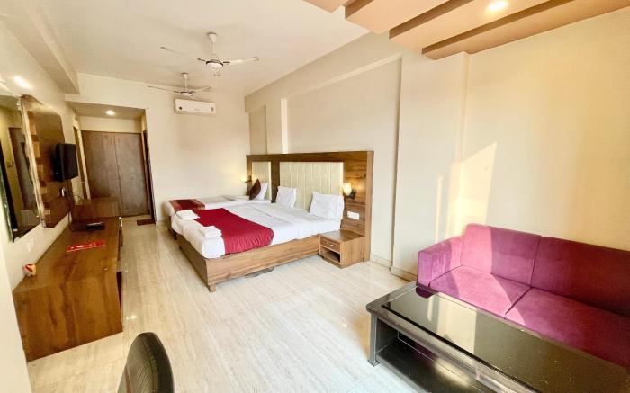 VNS - NEW RUDRAKSH - Near Kashi Vishwanath Temple