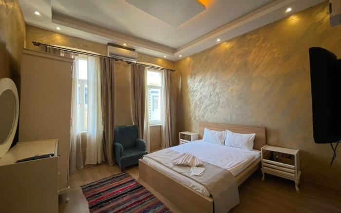 Taksim Stone Wall Apartments