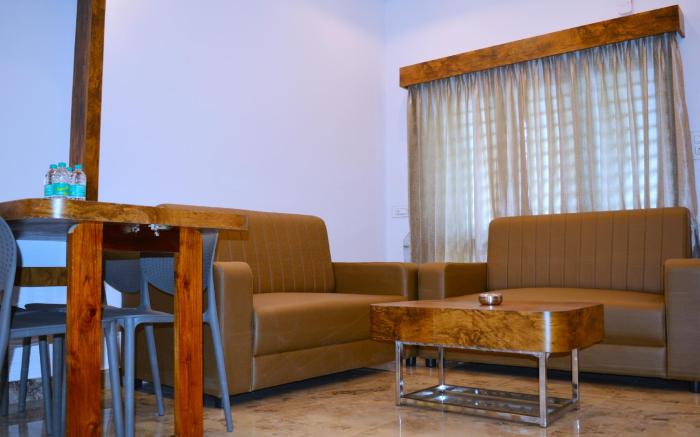 CITY SERVICE APARTMENT 