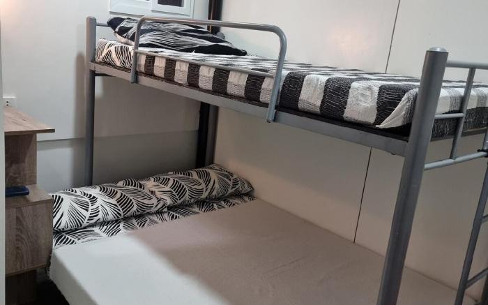 Small Cozy Room Own T&B, Wi-Fi, Smart TV, Netflix