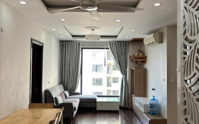 Best Condo cạnh hồ, Vincom, Mega
