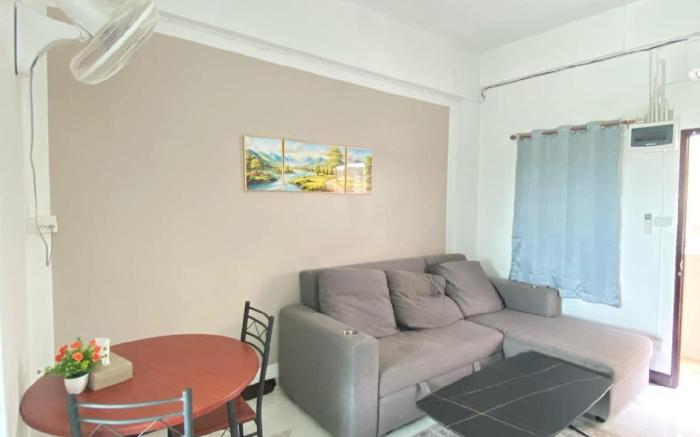 Khlong Luang Home Place Suite