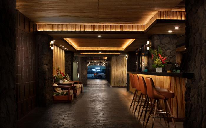 White Sands Hotel