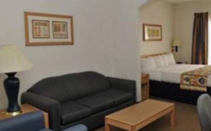 Best Western PLUS DFW Airport Suites