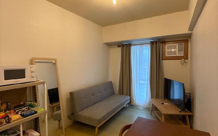 Lily’s Haven 1-Bedroom Cornered Condo Unit