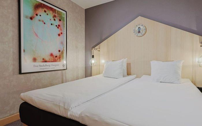 Hotel With Urban Deli