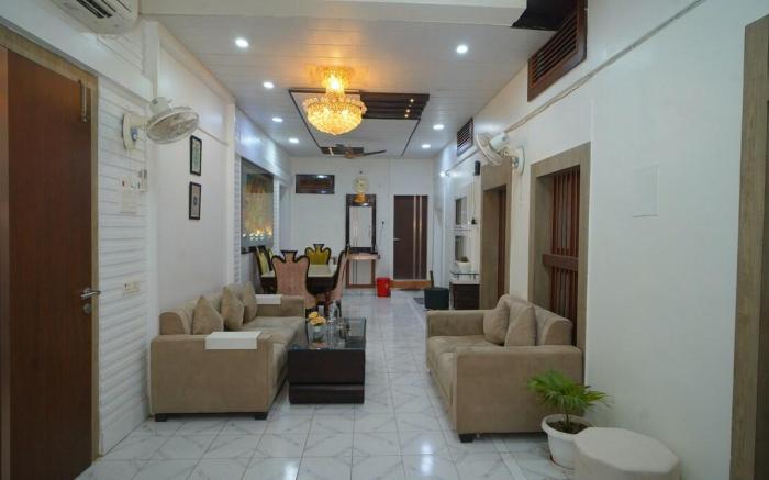 Raahi: Luxury 4 BHK Flat Near Kashi Vishwanath
