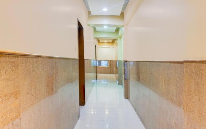 Hotel O Tiranga Residency