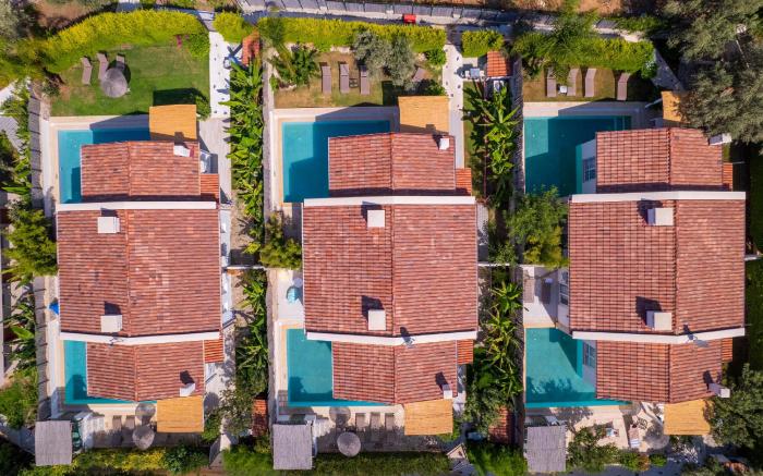 Z Exclusive Hotel And Villas 