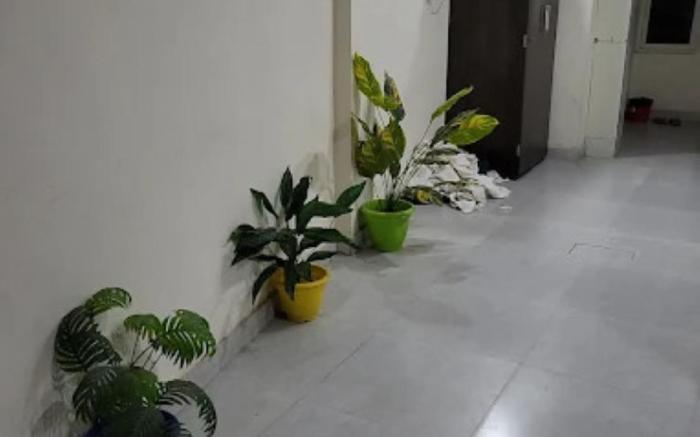 SHREEJI GUEST HOUSE