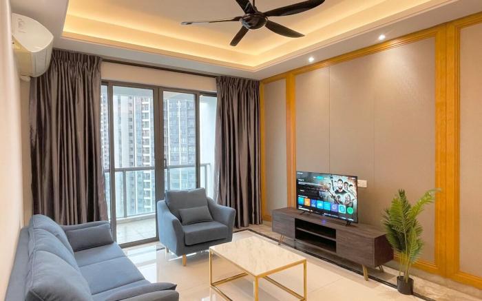 R&F Seaview Topfloor 3BR Modern Style 4to12pax
