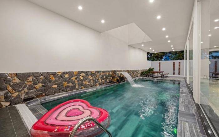 Cherry villa 8 Bedrooms - Best Agoda Da Nang.